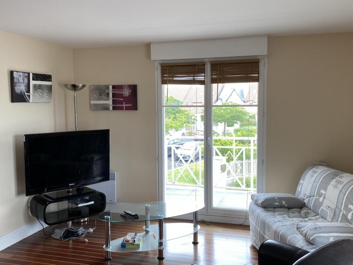 Appartement 3 Pieces Calme Avec Ascenseur A Dives-Sur-Mer - Fr-1-487-319 Exteriér fotografie